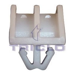 FOJ MOLDURA LATERAL MB W212
