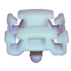 FIJ. MOLD.LATERAL MB W203