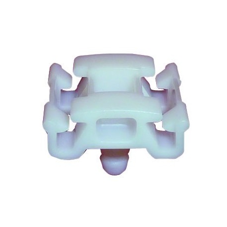 FIJ. MOLD.LATERAL MB W203